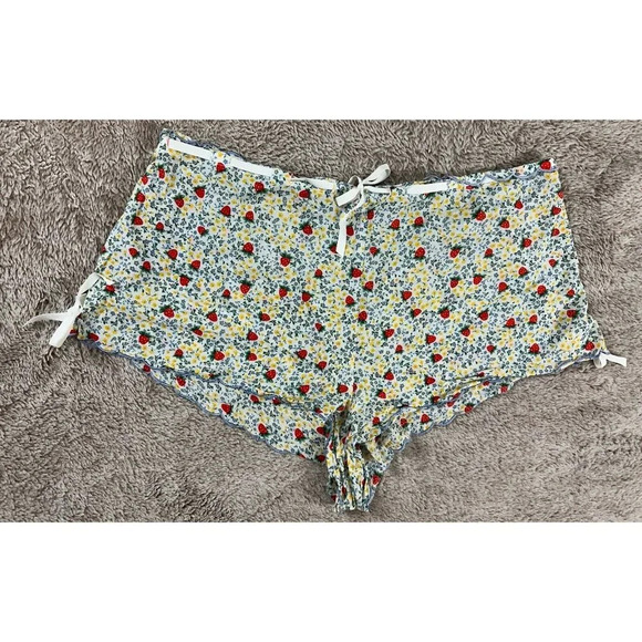 For love & lemons Women’s strawberry kiss shorts Size L - Picture 5 of 16